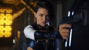New Batwoman Images Reveal First Look at Arrowverse’s Batman Costume