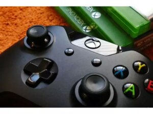 Prediction: Xbox Scarlett And PlayStation 5 Could Cost $400 Each