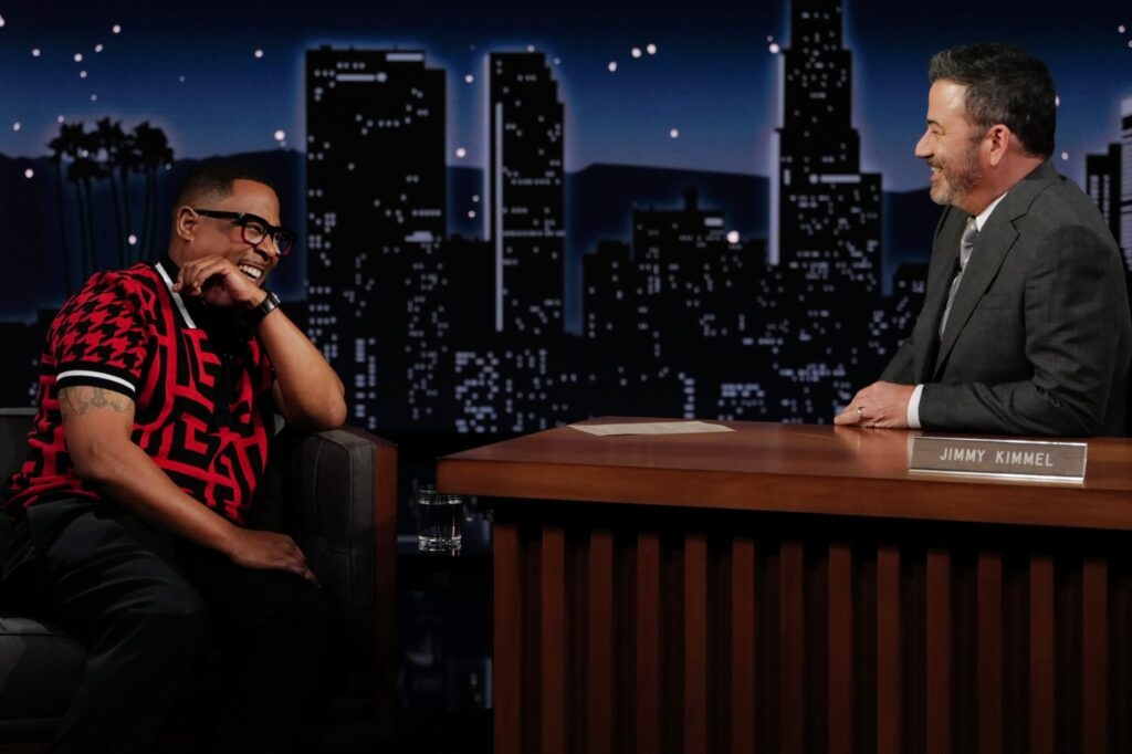 Scene Showing Martin Lawrence with Jimmy Kimmel in Kimmel Live Show