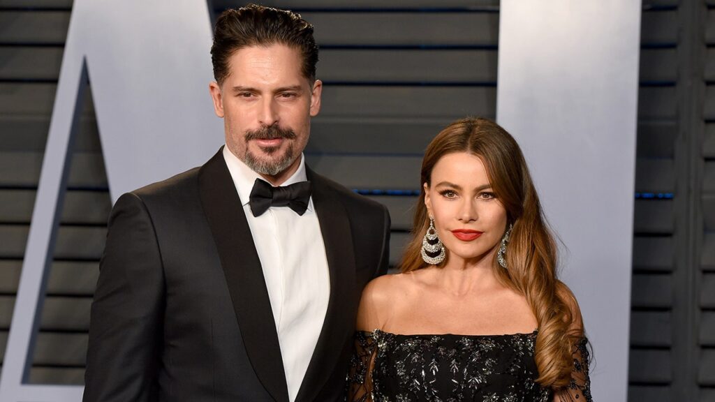 Picture of Joe Manganiello and Sofia Vergara Together