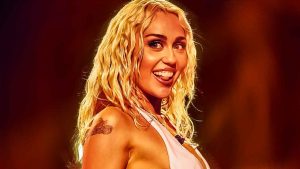 “Don’t be a p**sy”: Did Miley Cyrus Really Out Herself Using Old CD Cases to Store Drugs?