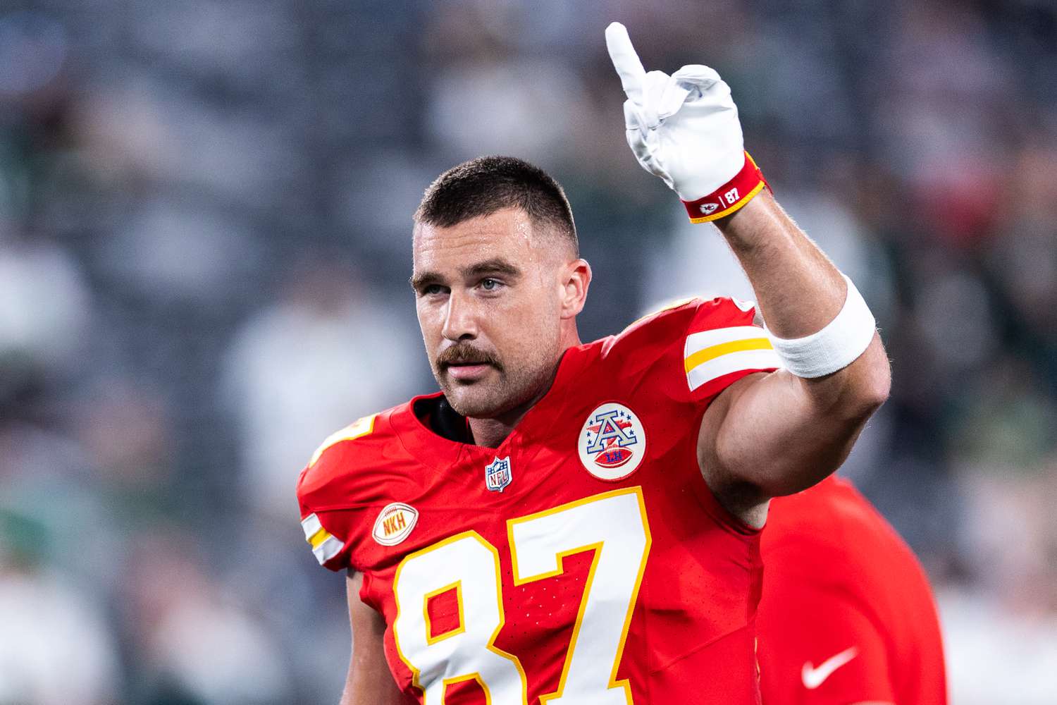 Travis Kelce Will Propose To Taylor Swift in a Sold Out Stadium, But He Has Another Goal to Achieve Before That 2 Taylor Swift