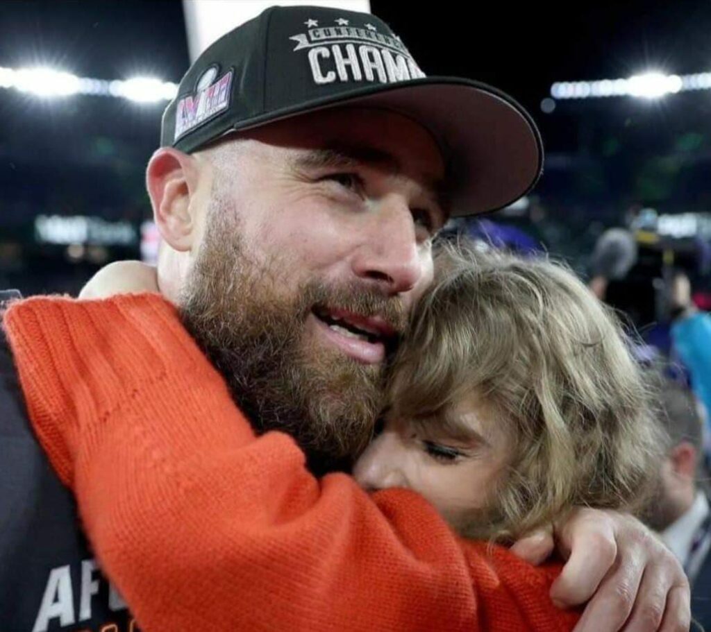 Taylor Swift and Travis Kelce 