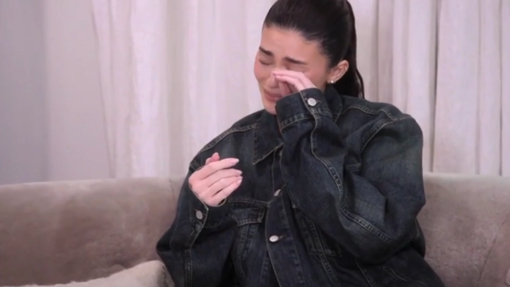 Kylie Jenner crying on The Kardashians