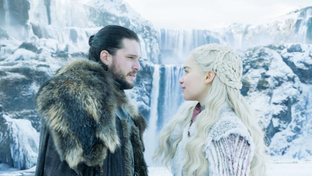 Emilia Clarke and Kit Harington in Game of Thrones