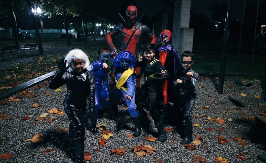 Deadpool with a much younger X-Force | Source: vancityreynolds on X