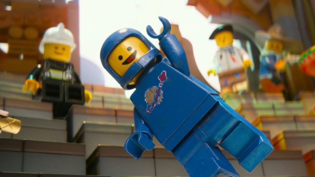 Benny waving with his cracked helmet in The Lego Movie