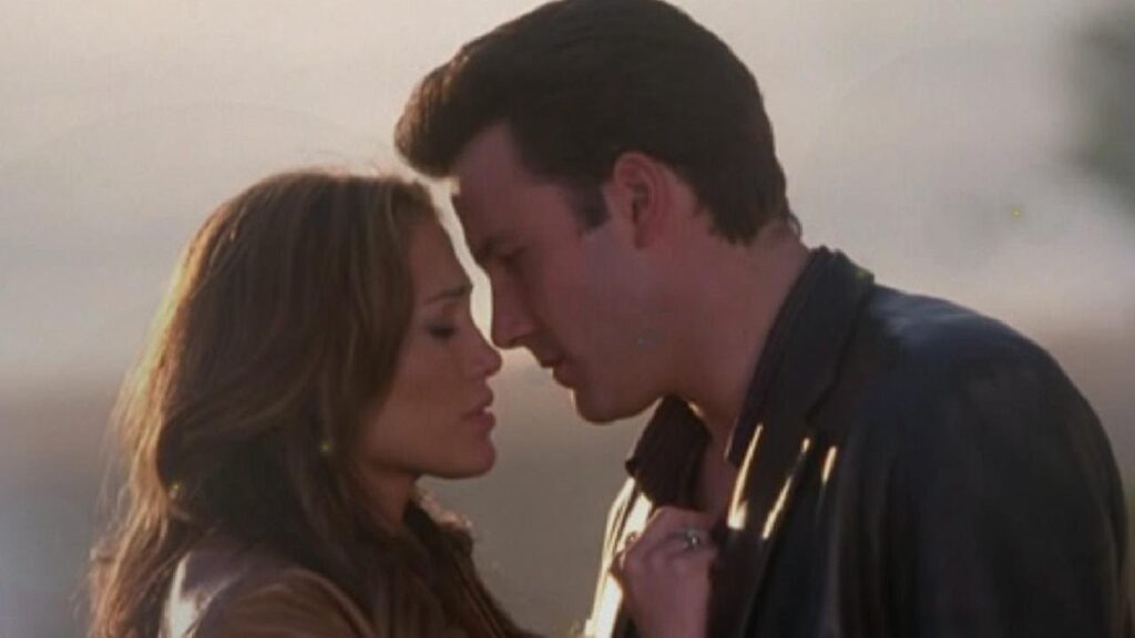 Jennifer Lopez and Ben Affleck in a romantic still from Gigli