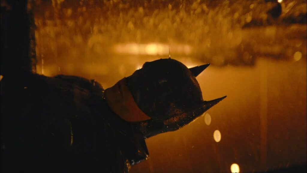 A still of Robert Pattinson as Batman during the Penguin chase sequence