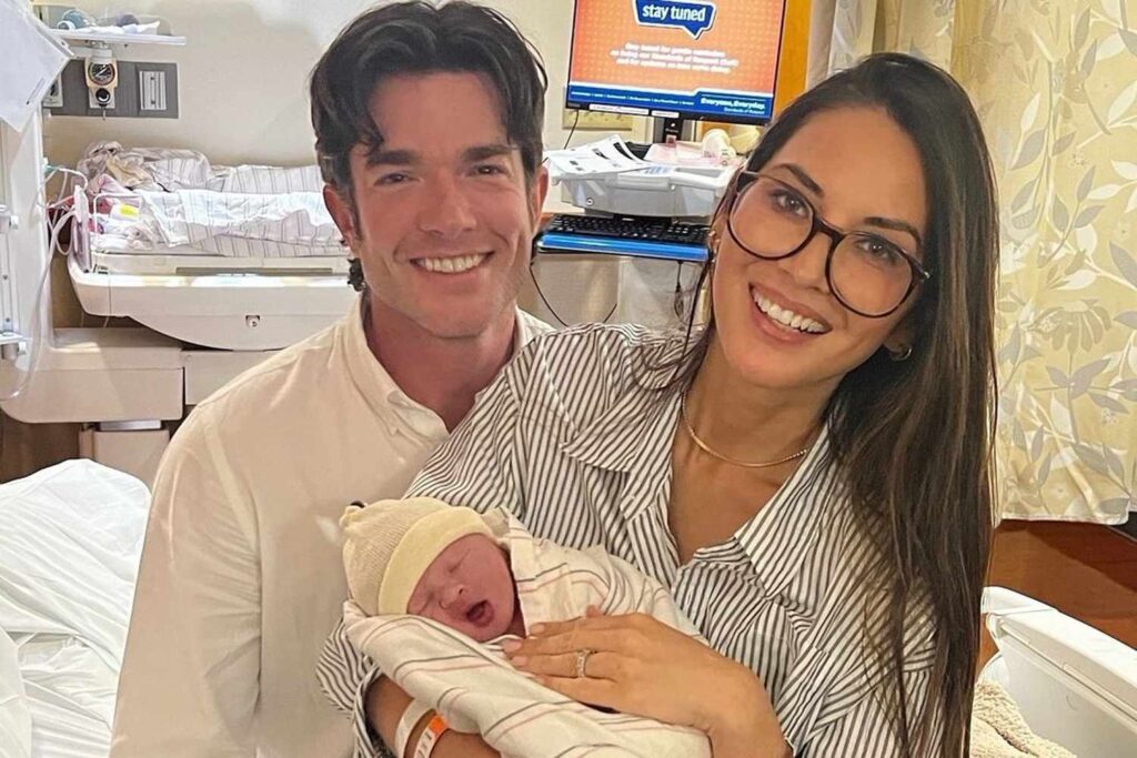 John Mulaney and Olivia Munn with their daughter Méi June Mulaney