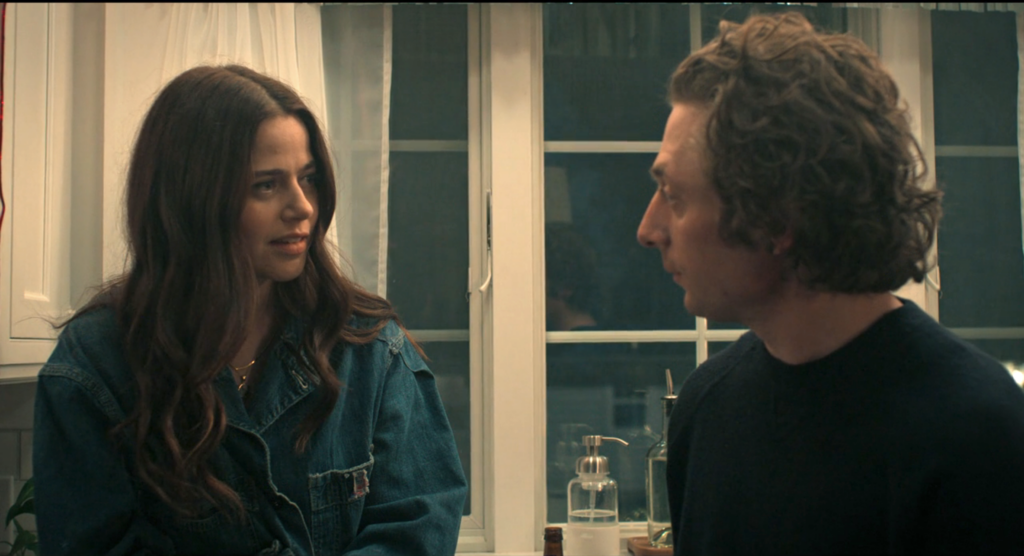 Jeremy Allen White and Molly Gordon