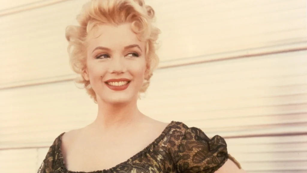 Marilyn Monroe as Cherie in Bus Stop