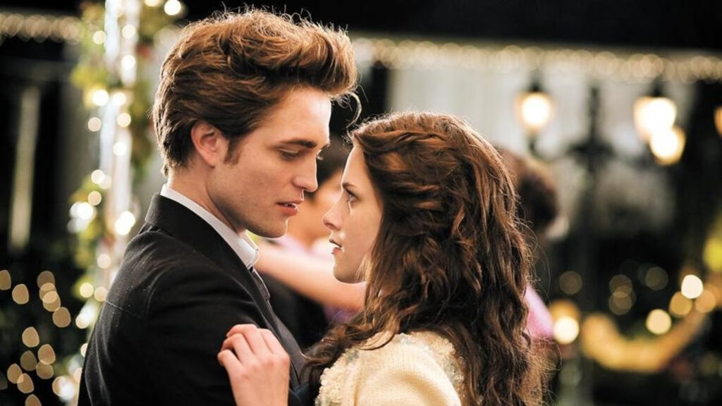 Kristen Stewart and Robert Pattinson in Twilight