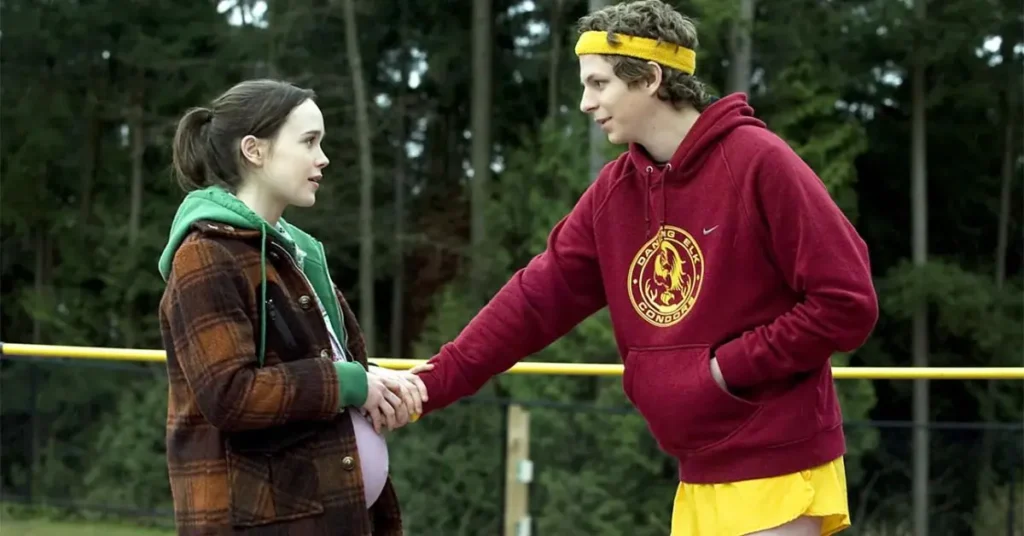 Elliot Page as Juno MacGuff and Michael Cera as Paulie Bleeker in 2007's Juno