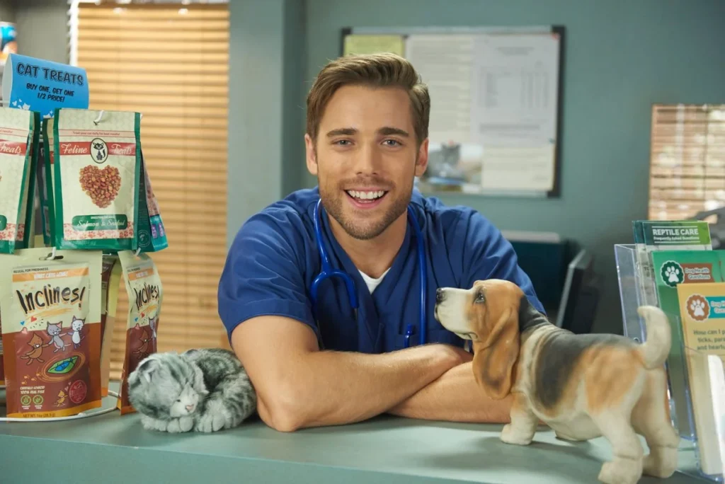 Dustin Milligan as Ted Mullens in Schitt’s Creek 