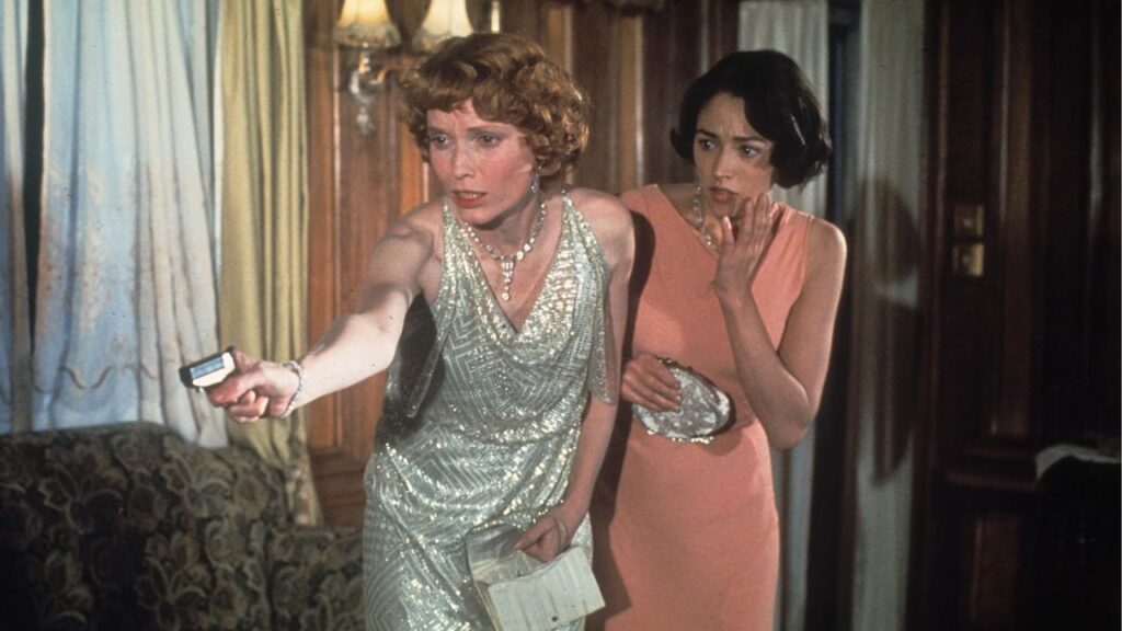 Mia Farrow and Olivia Hussey in Death on the Nile 