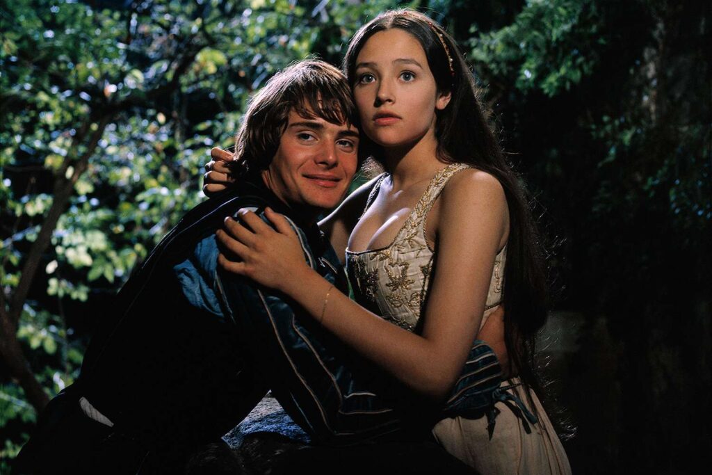 Leonard Whiting (left) and Olivia Hussey (right) in Romeo & Juliet