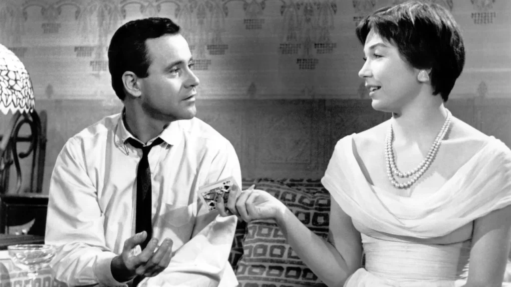 Jack Lemmon as C.C. 'Bud' Baxter and Shirley MacLaine as Fran Kubelik in a scene from The Apartment 