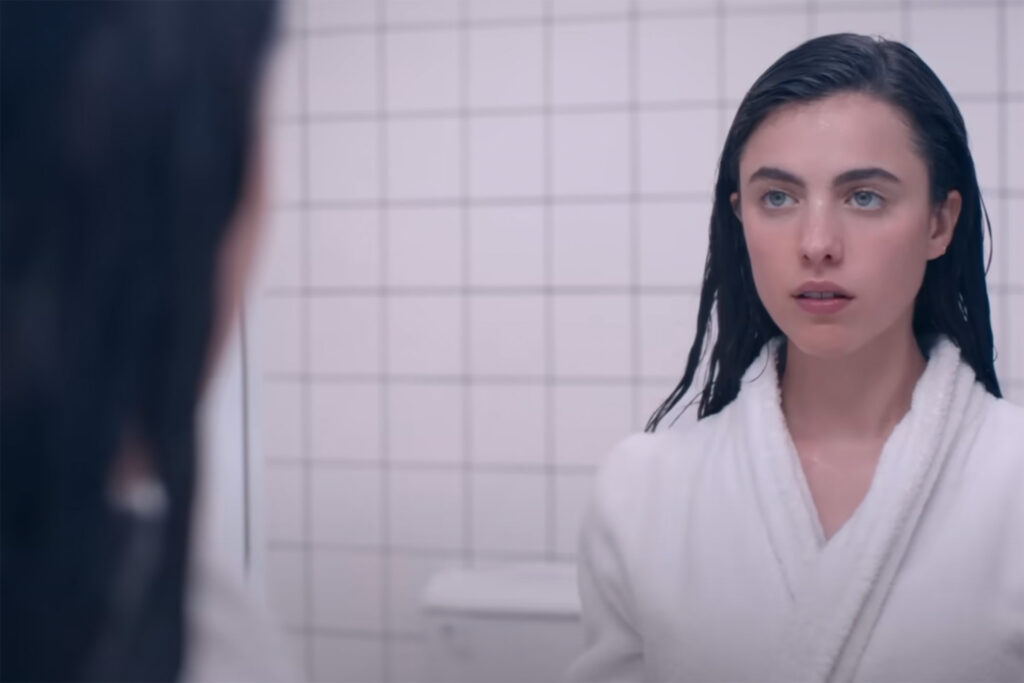 Demi Moore's younger version is played by Margaret Qualley 