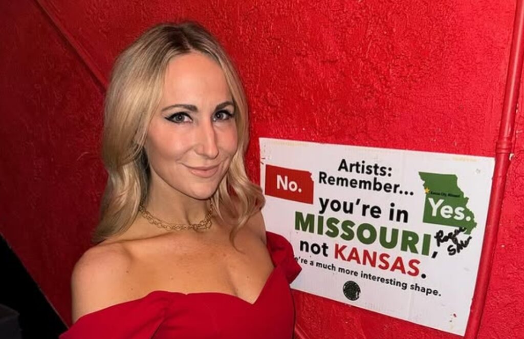 Nikki Glaser 