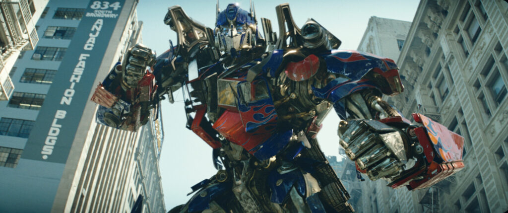8 Hollywood Movies That Secretly Borrowed Ideas From Gundam 4 Optimus in his fighting stance