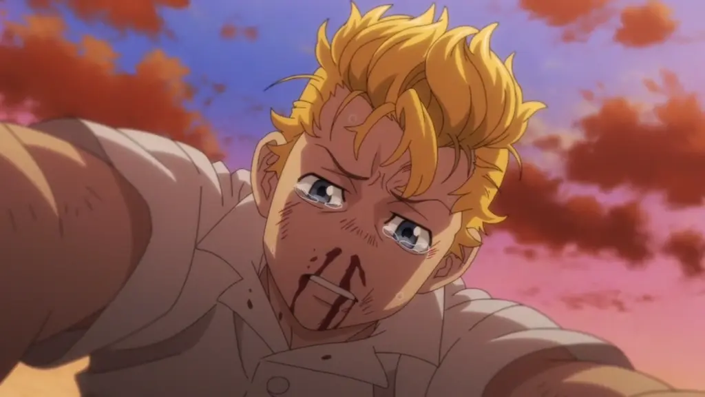 Takemichi gets beaten up, again